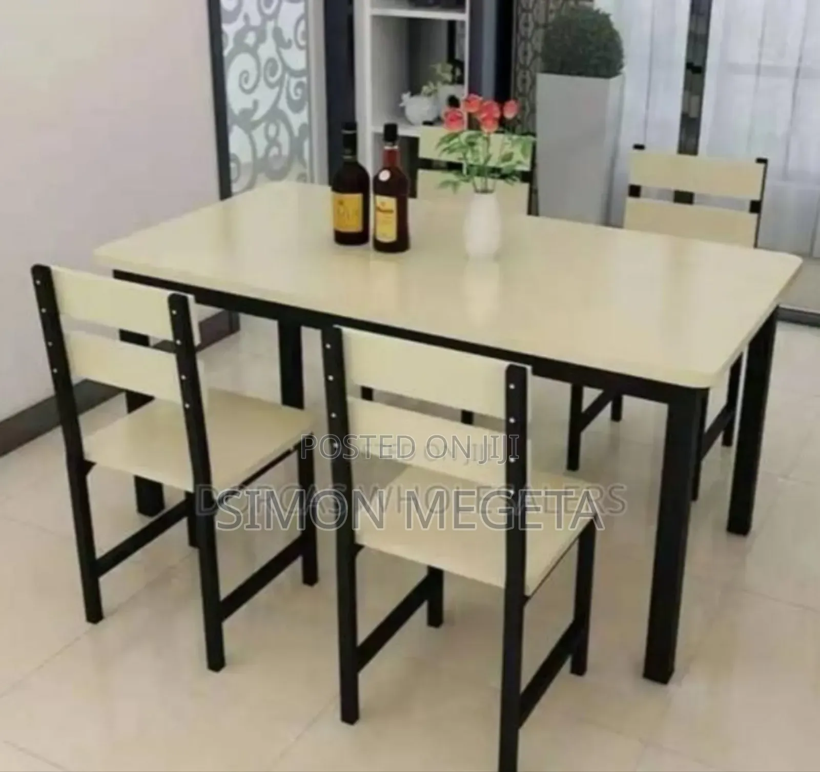4 Sitter Dinning Table