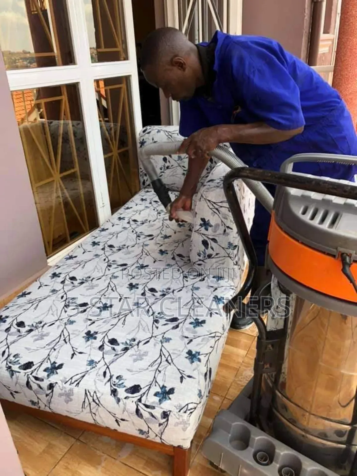 Quick Sofa Cleaning Services