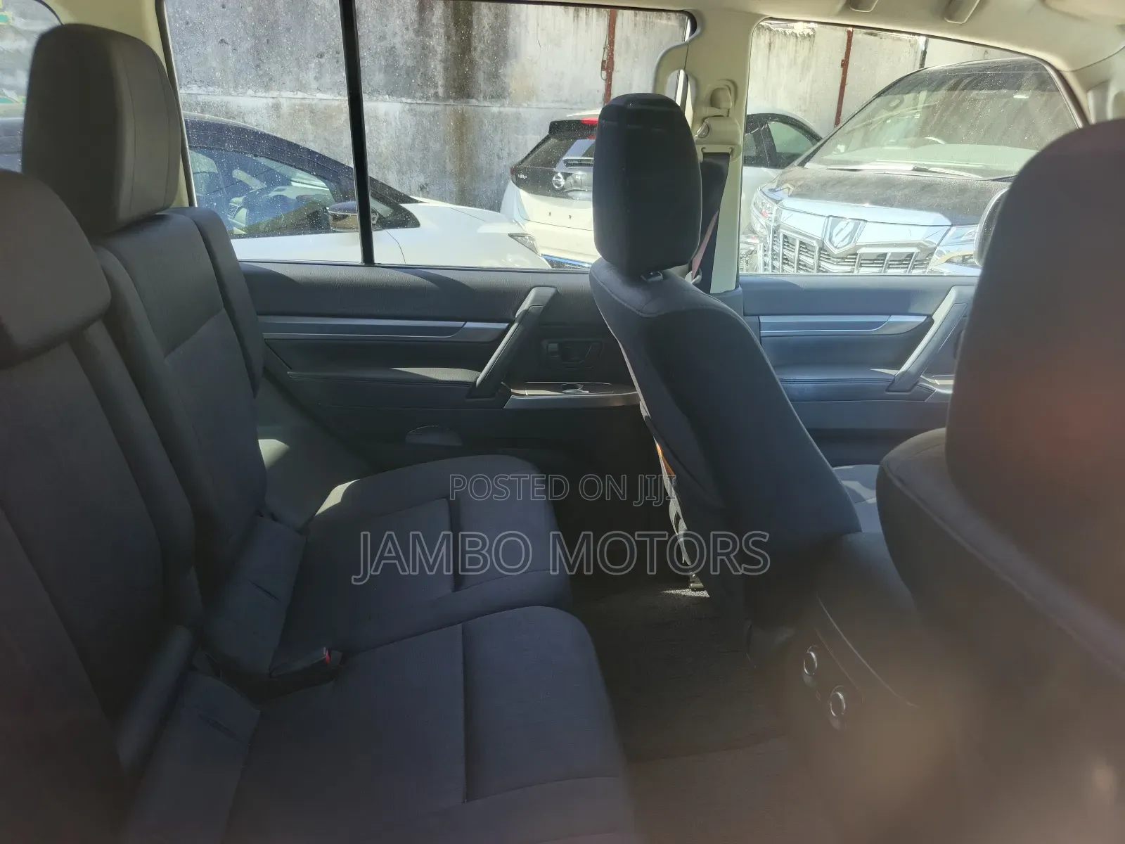 Mitsubishi Pajero V80 3.2 DI-D 2019 White