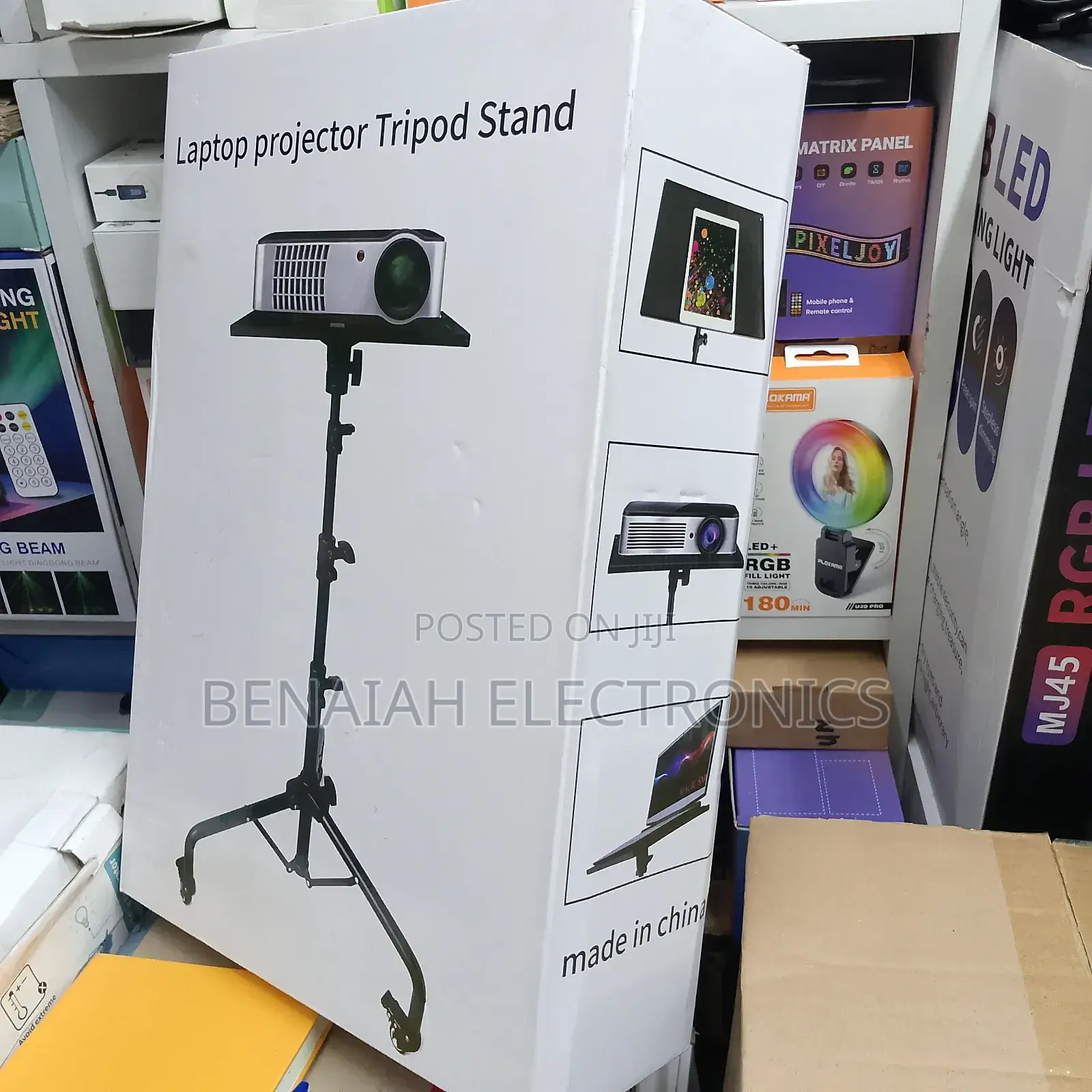 Stand for Laptop and Screen Projector, Film and Stable