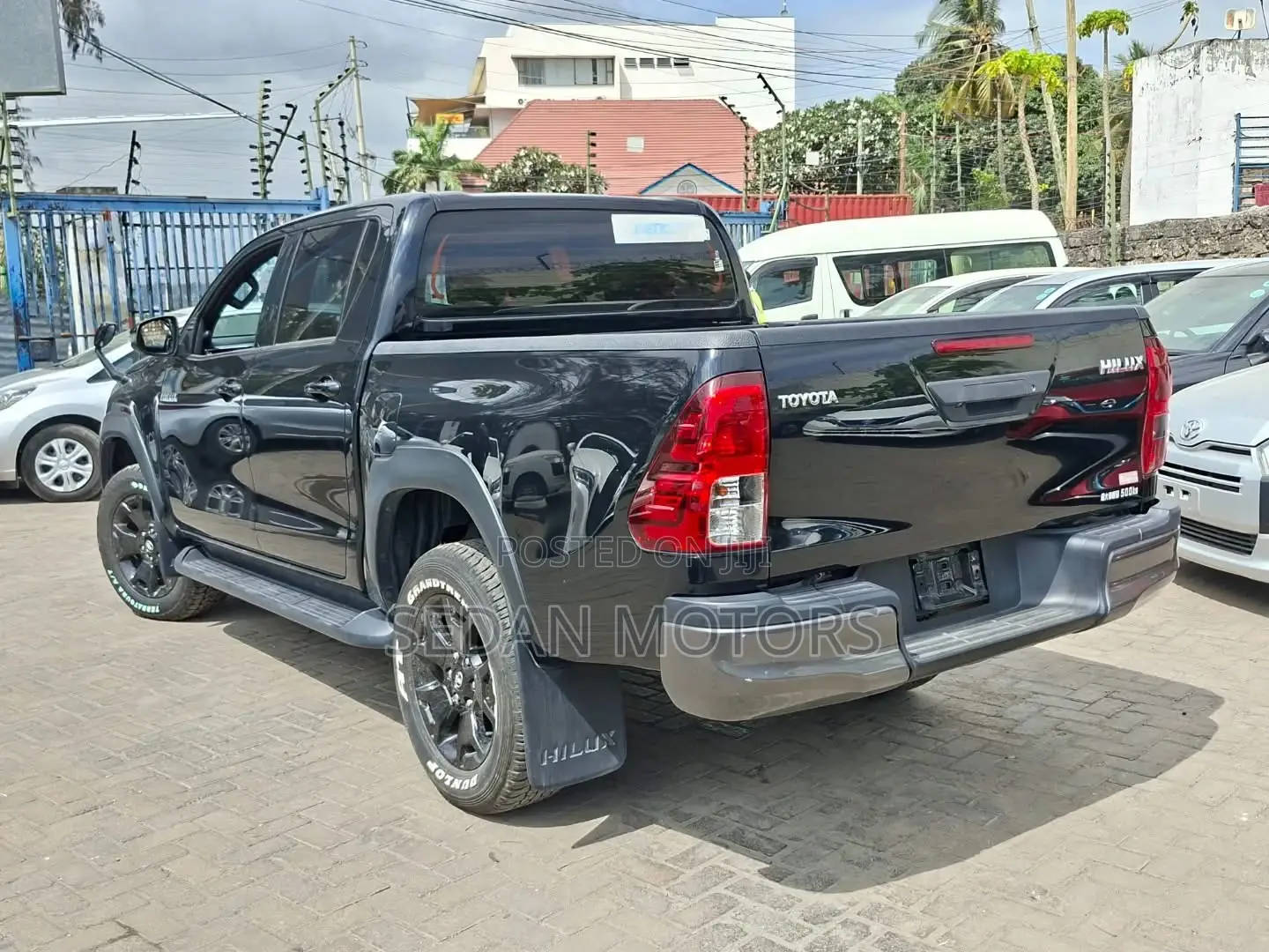 Toyota Hilux 2019 Black