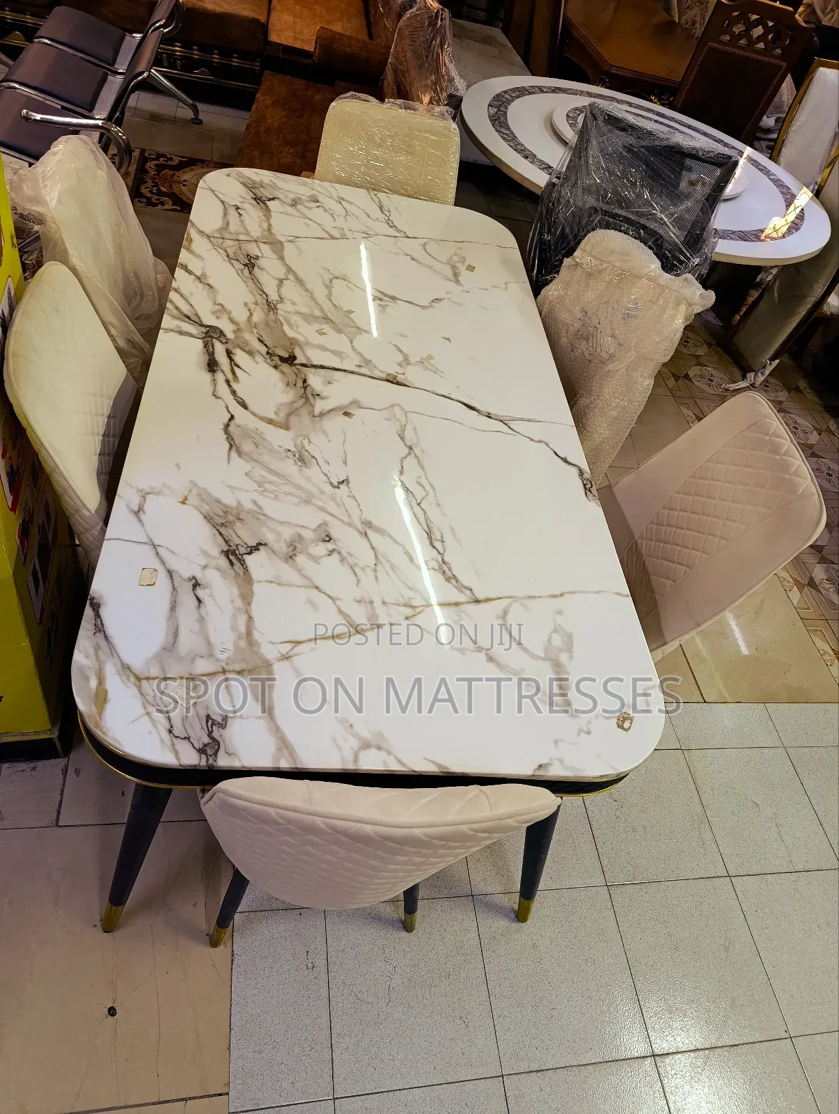 Elegant 6-seater Family Dining Set. Delivery Services Available.