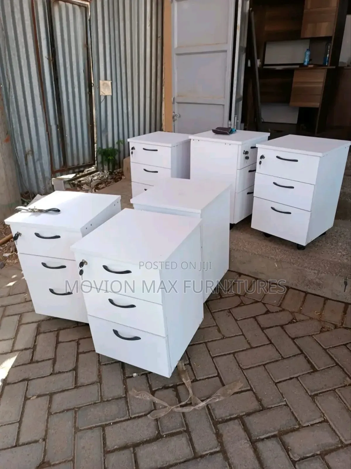 Pedestal Reception Storage