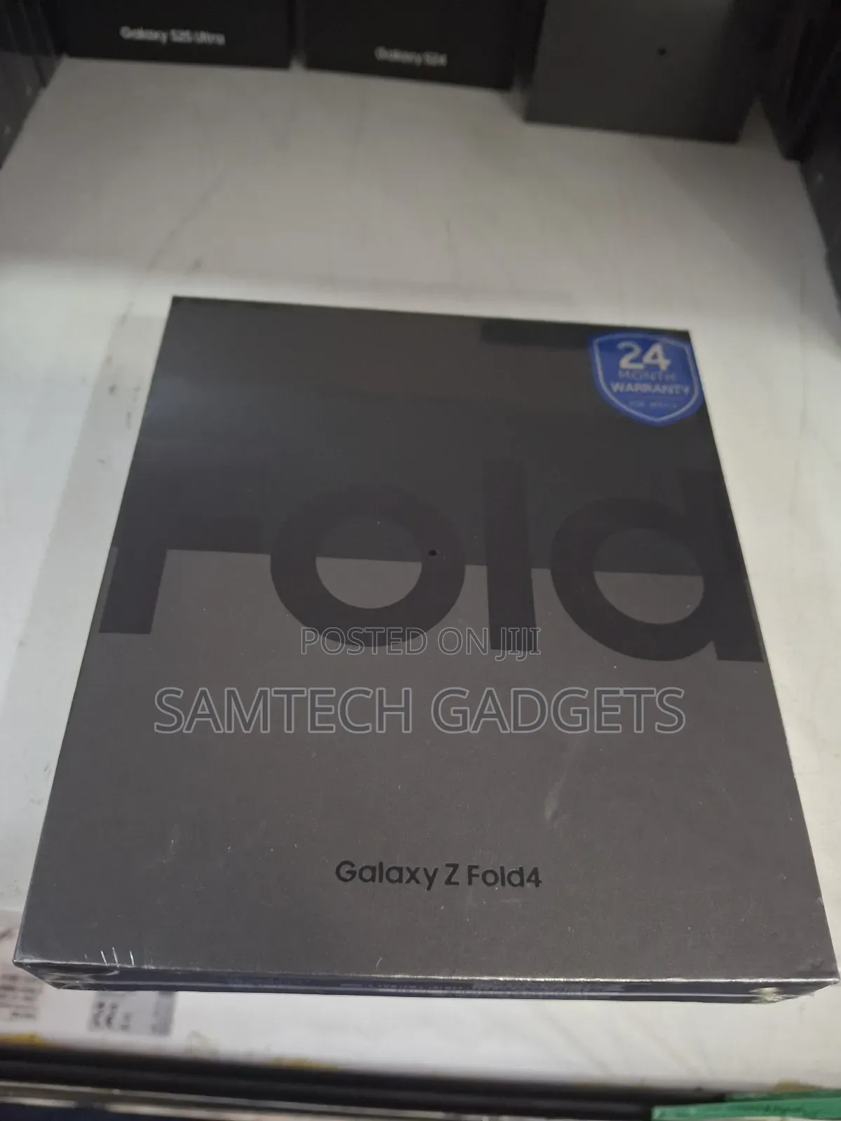 New Samsung Galaxy Z Fold4 256 GB Blue