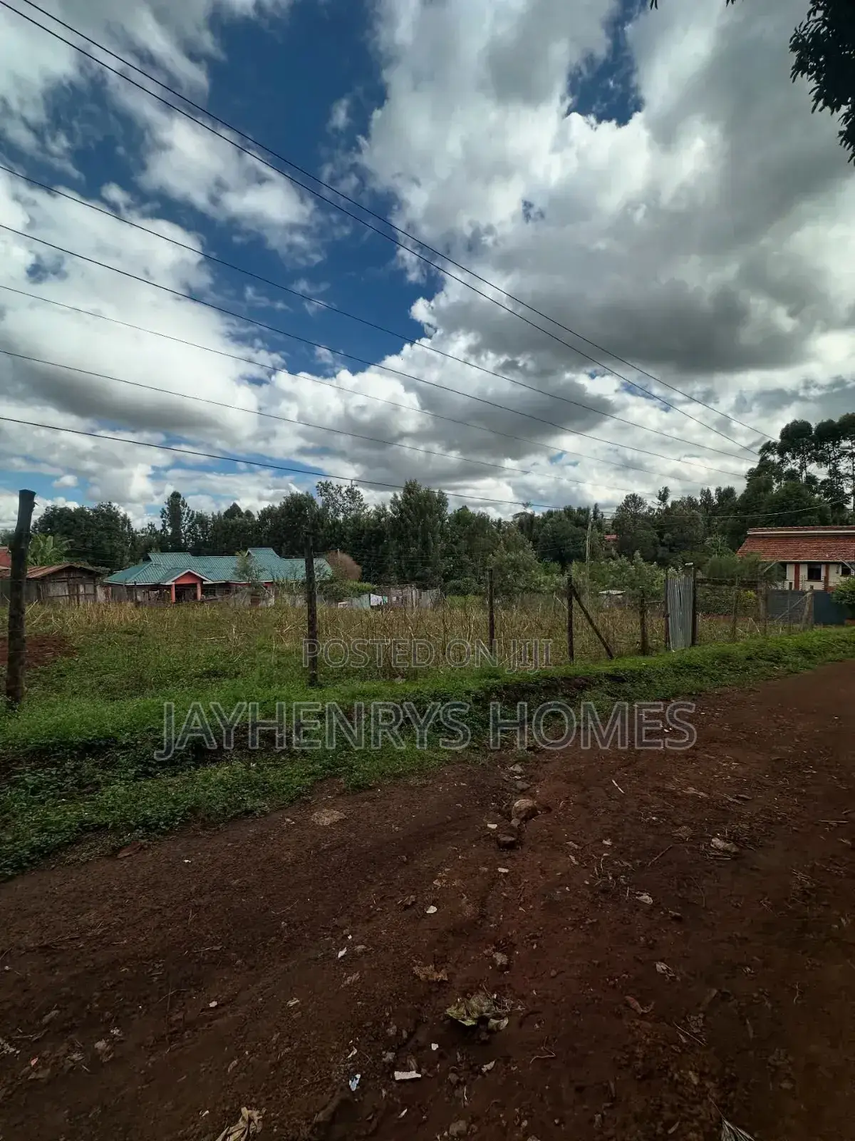1/4 Plot for Sale in Thindigua,Off Kiambu Rd at KSHS 20m