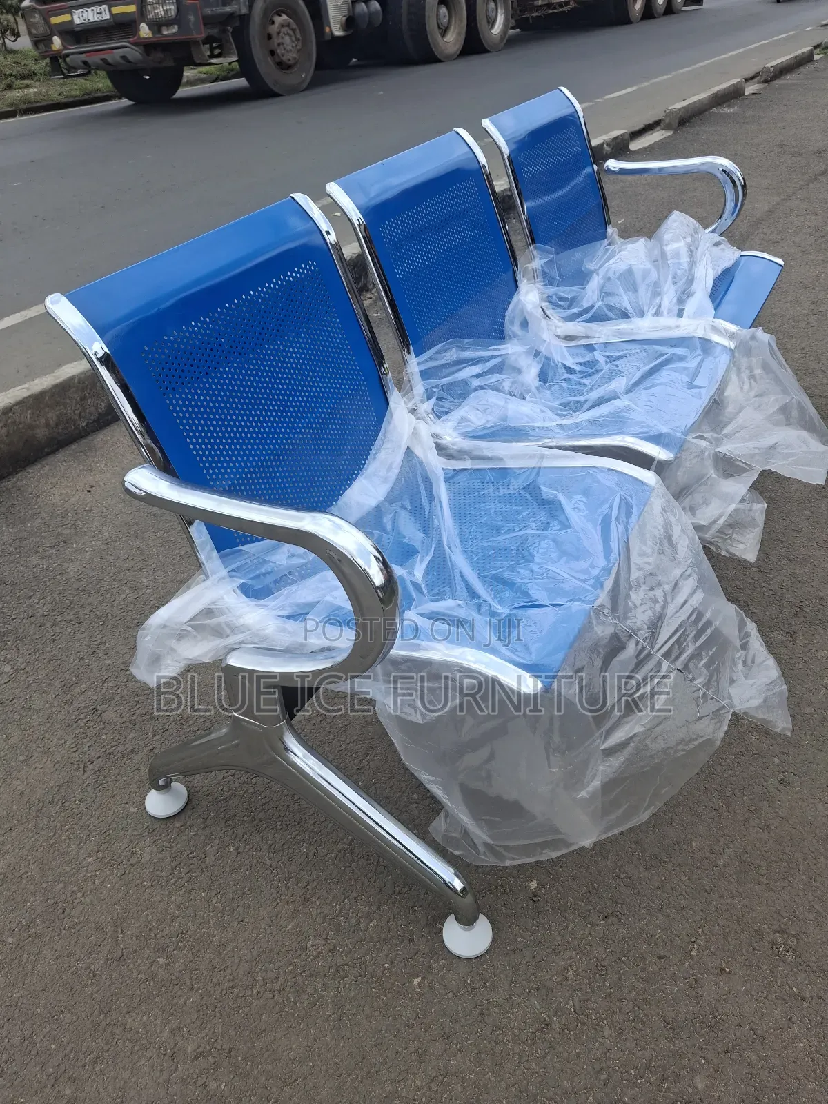 Strong Office 3 Seater Link Chair