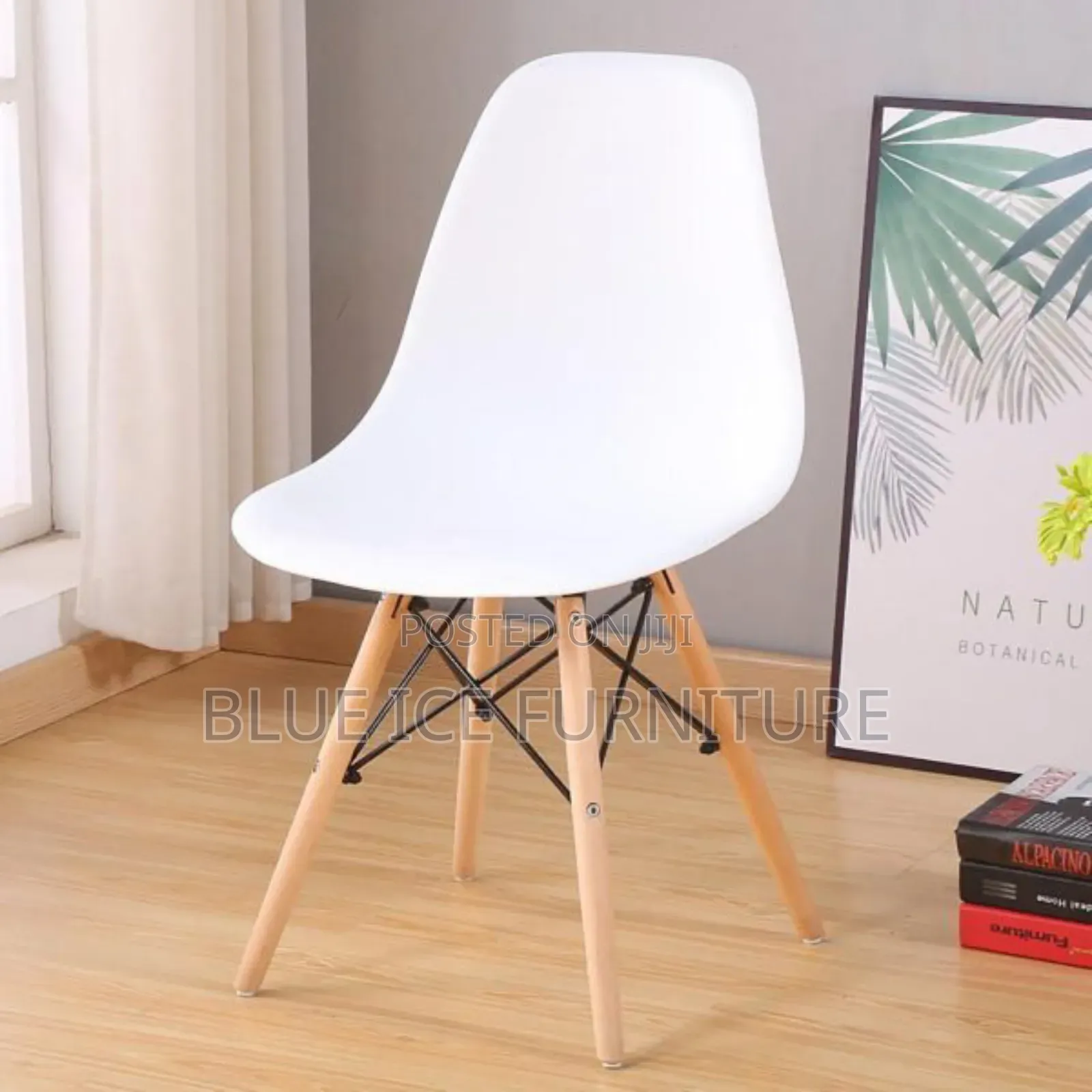 Salon Eames Chair