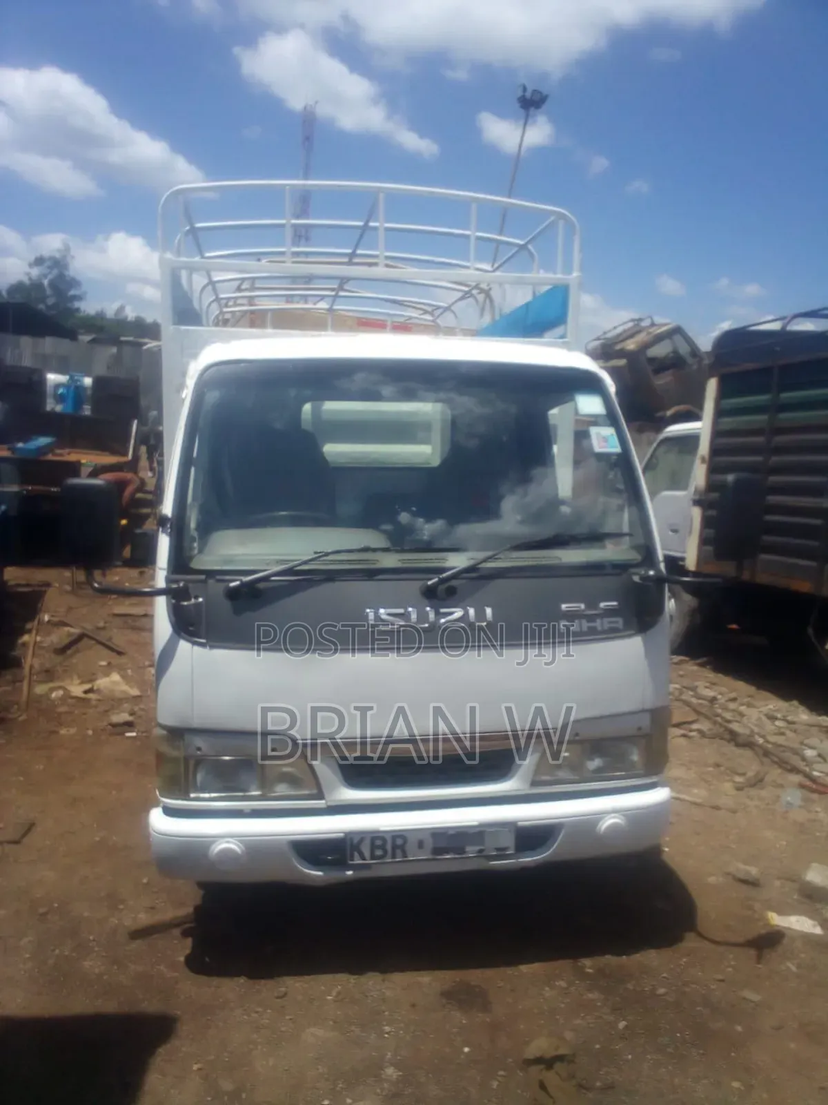 Isuzu Elf NHR 2007 White