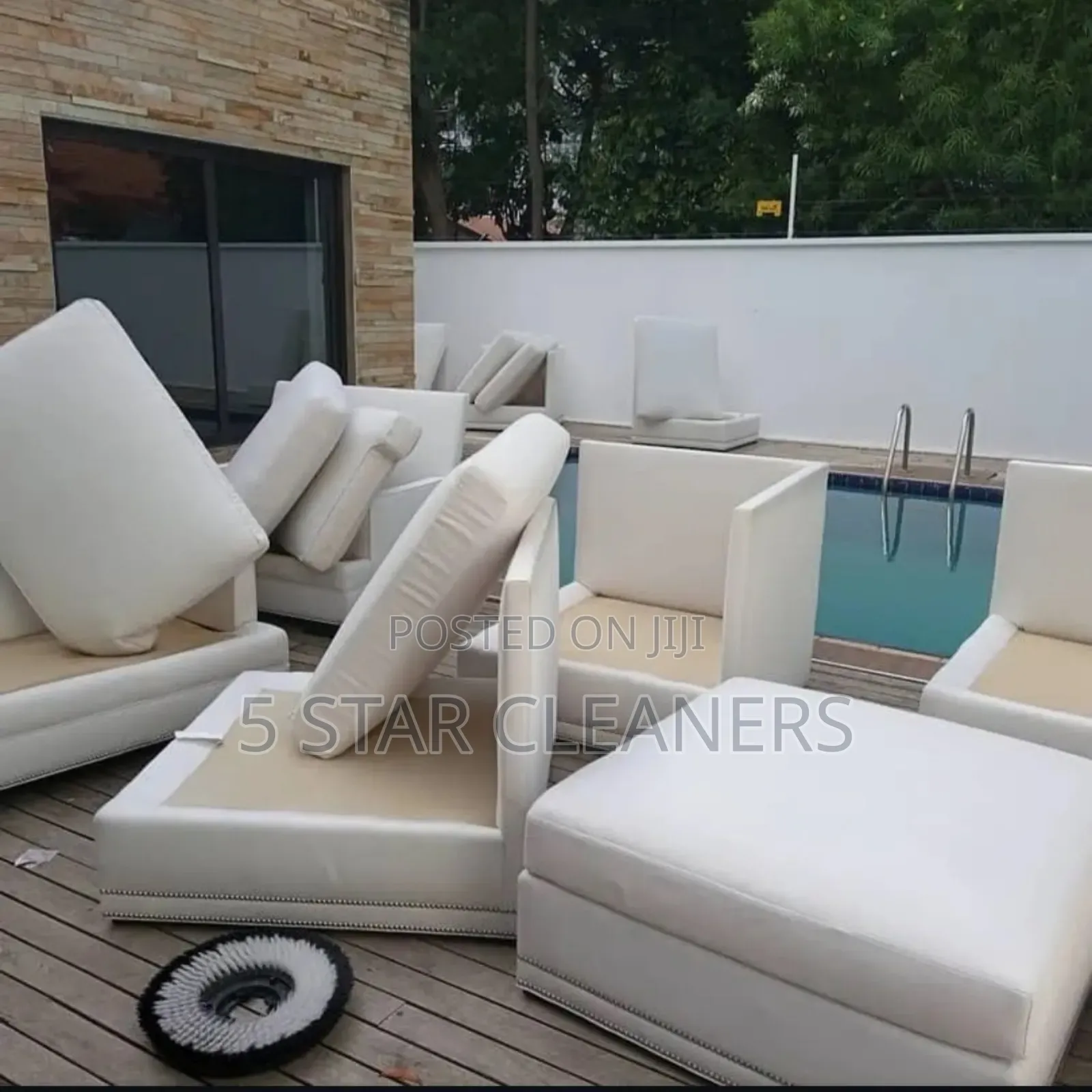 We Respond Quickly to Sofa and Mattress Cleaning Services