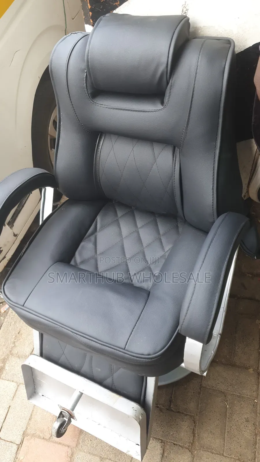 Barber Chair--- Black Barber Chair