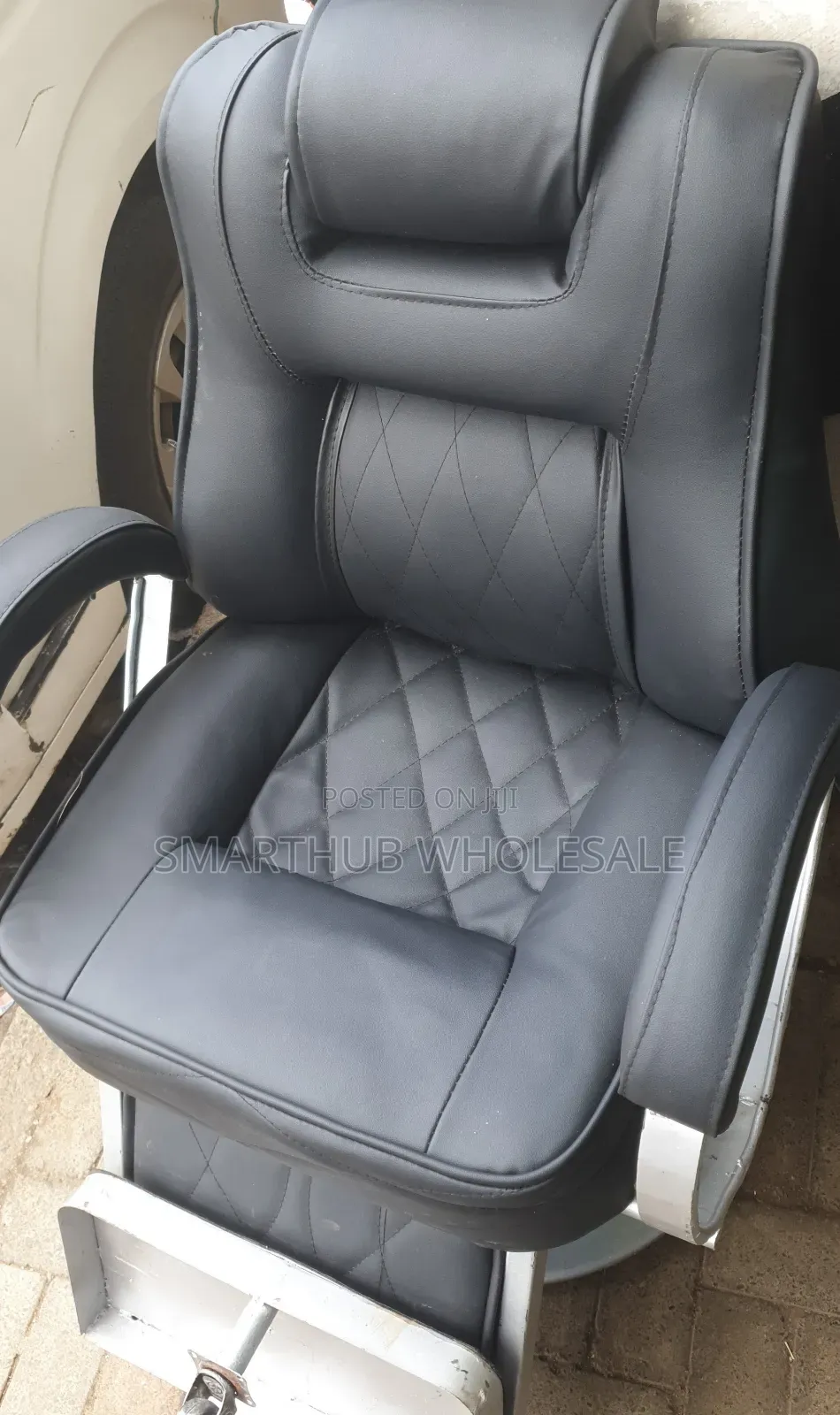 Barber Chair--- Black Barber Chair
