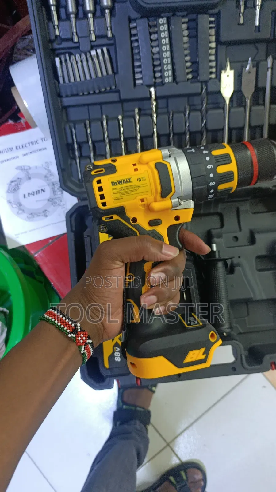 88v Dewalt Heavy Duty Cordless Drill/ Dewalt Brushless 88v Drill