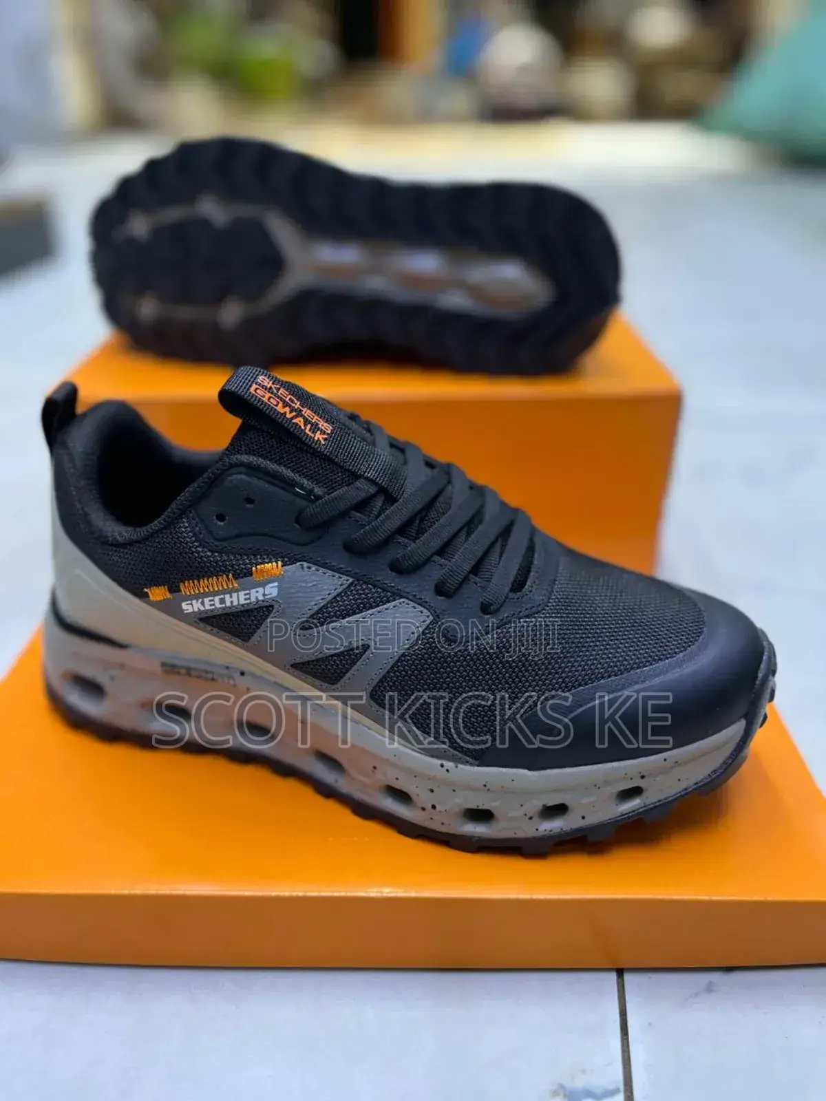 Skechers Trainers