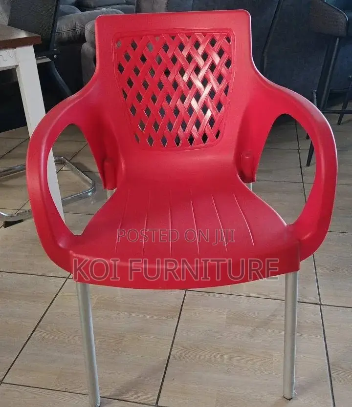 Dining Chairs; Plastic Stackable Home Dining and Outdoor Chairs