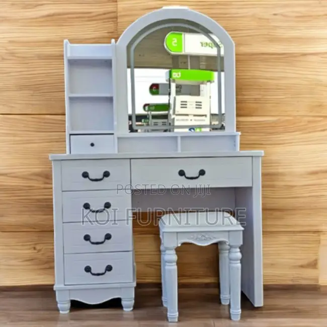 Dressers; Elegant Attractive Dressing Vanity Sets