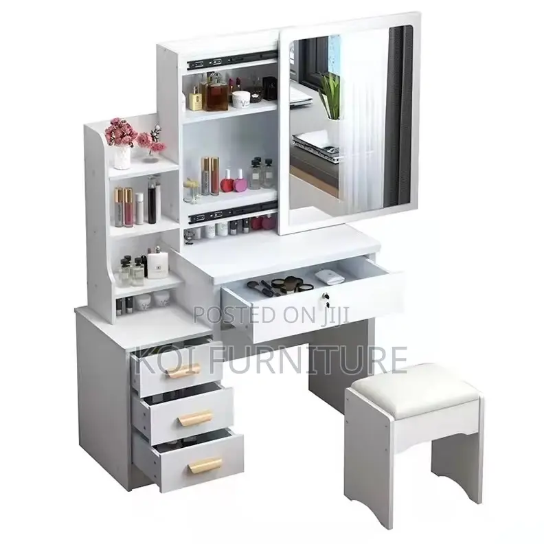 Dressers; Bedroom and Dressing Room Vanity Set Up