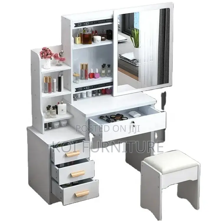 Dressers; Bedroom and Dressing Room Vanity Set Up
