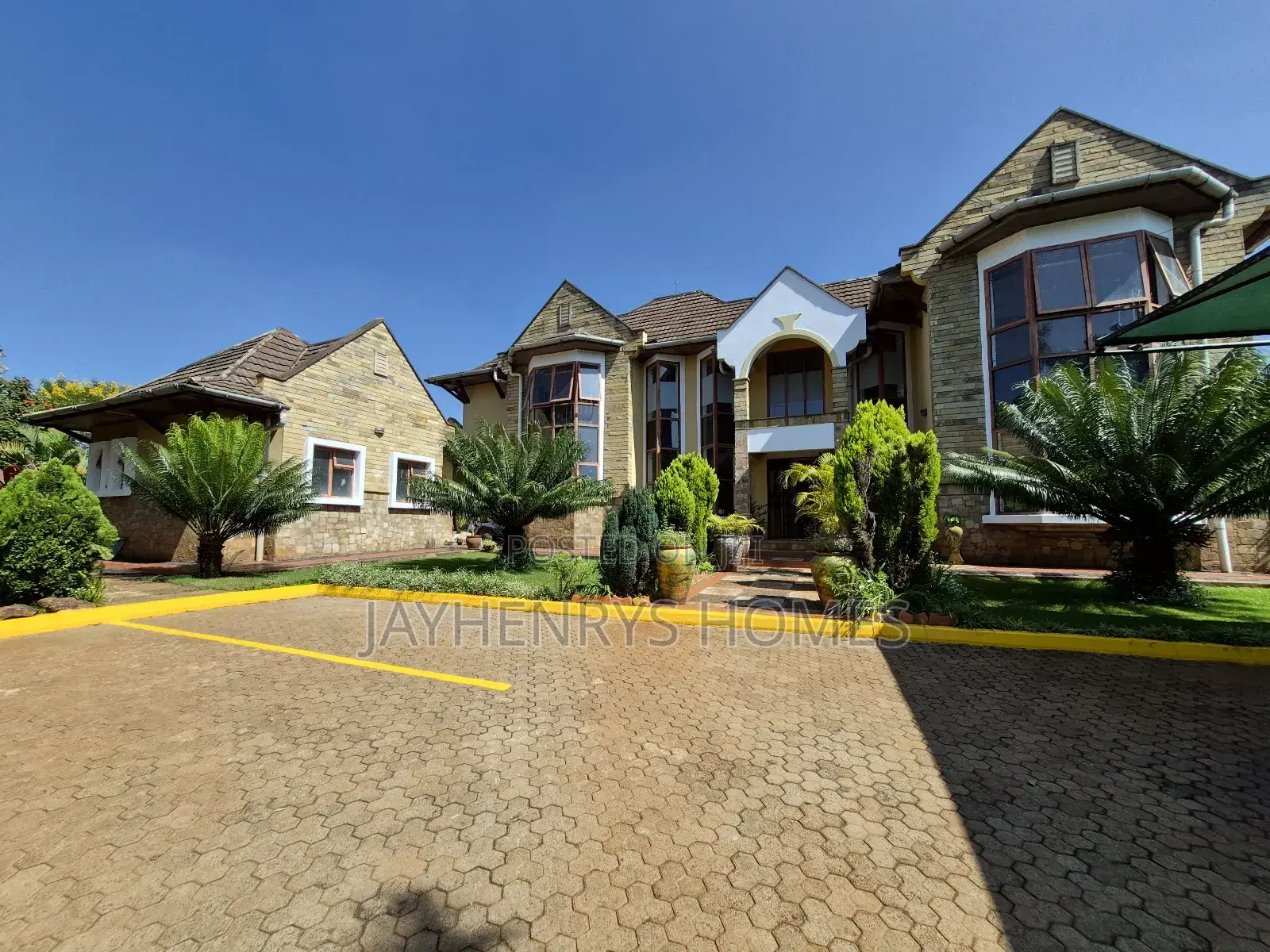 5bdrm House in Runda for rent