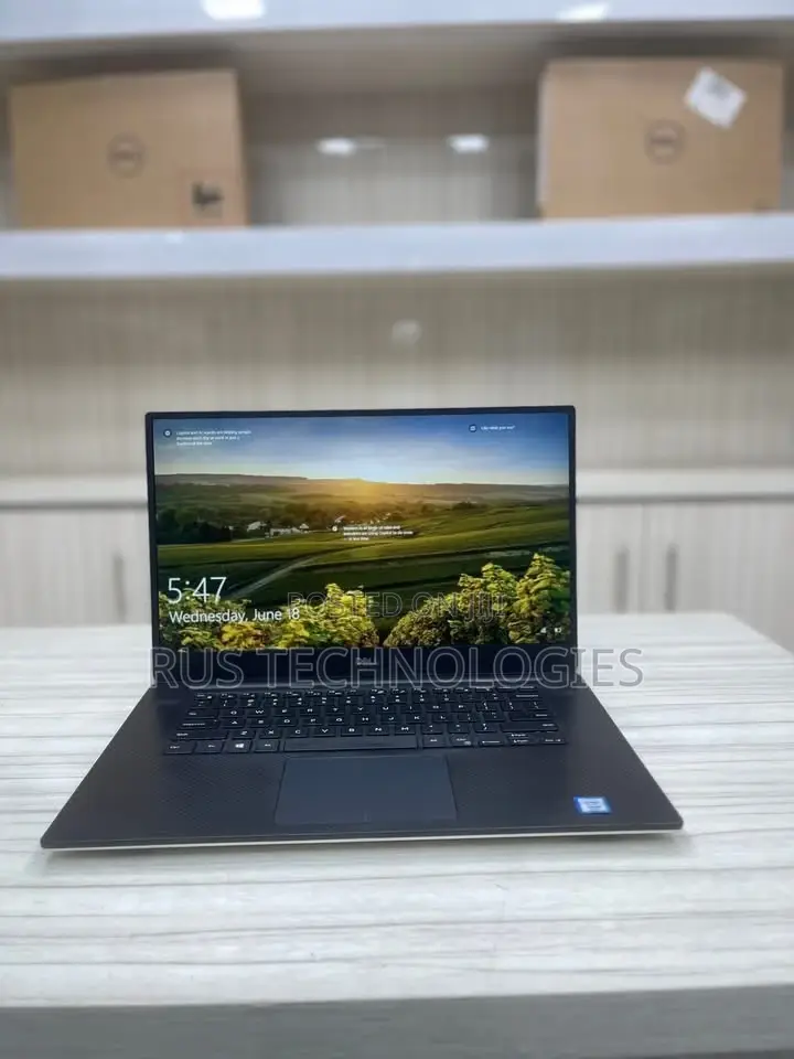 Laptop Dell Precision 5530 16GB Intel Core i7 SSD 512GB