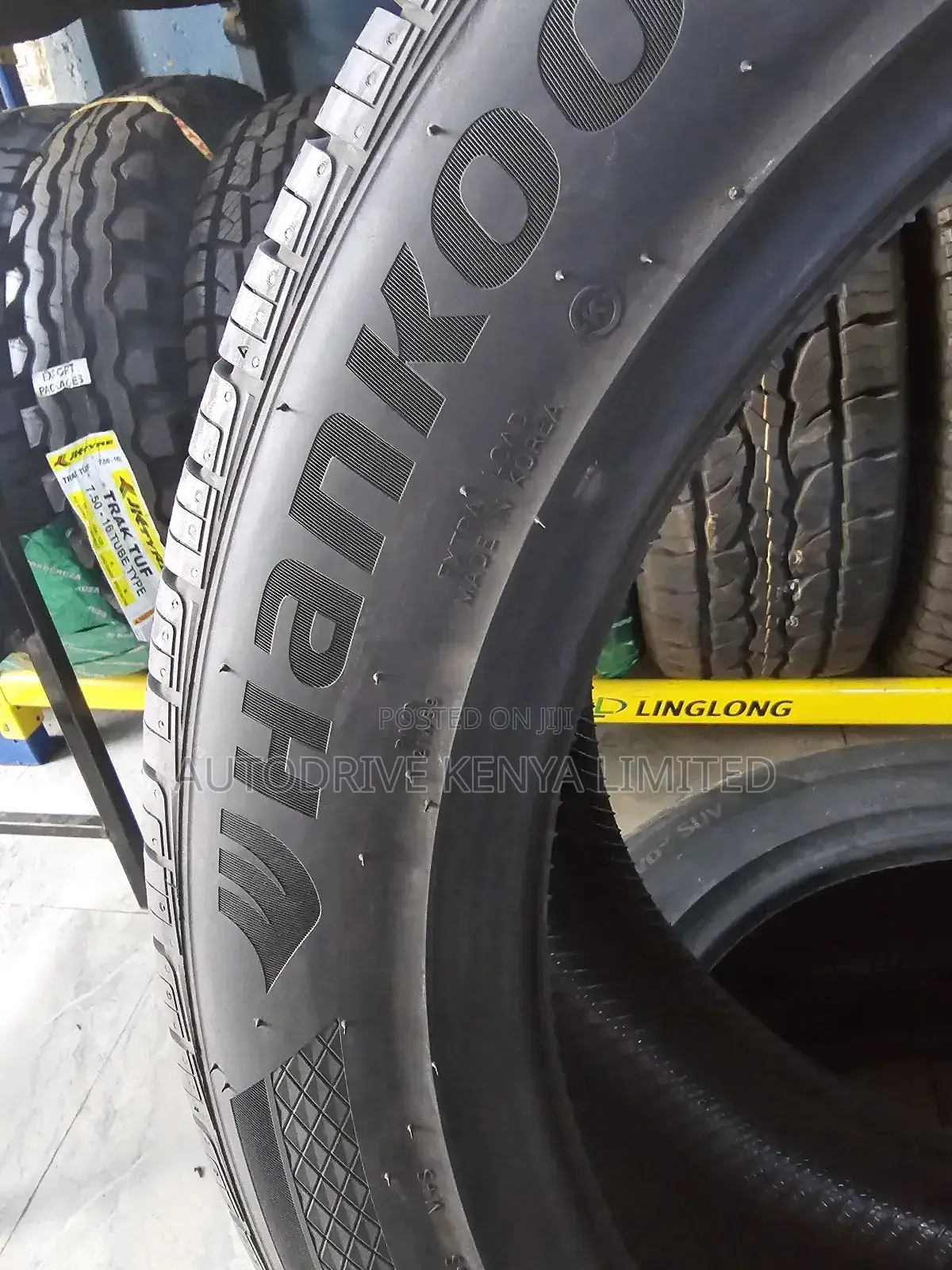 275/45r21 Hankook Tire