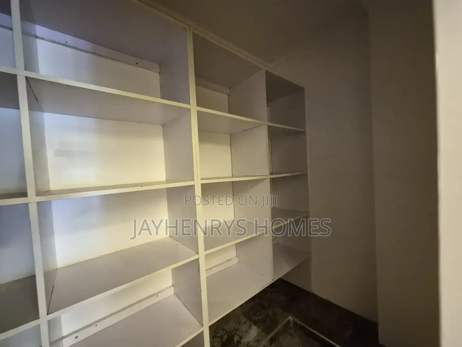 4bdrm House in Runda for rent