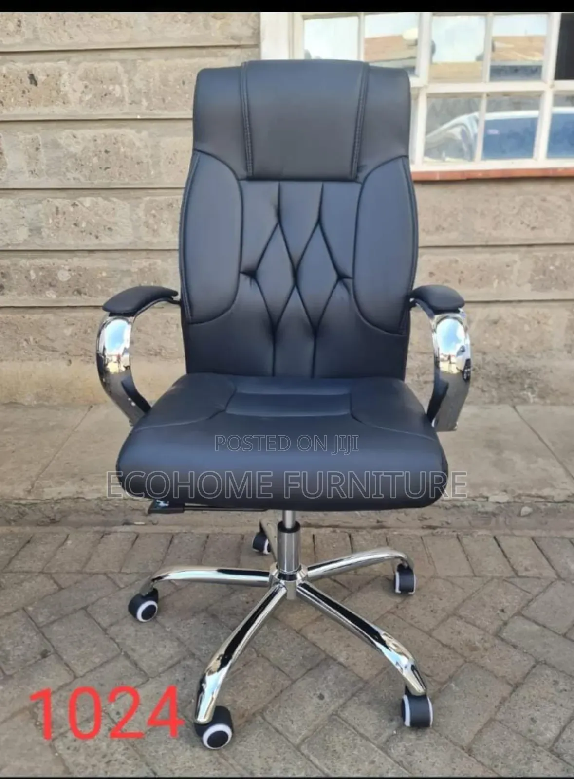 Swivel Executive Leather Office Chair