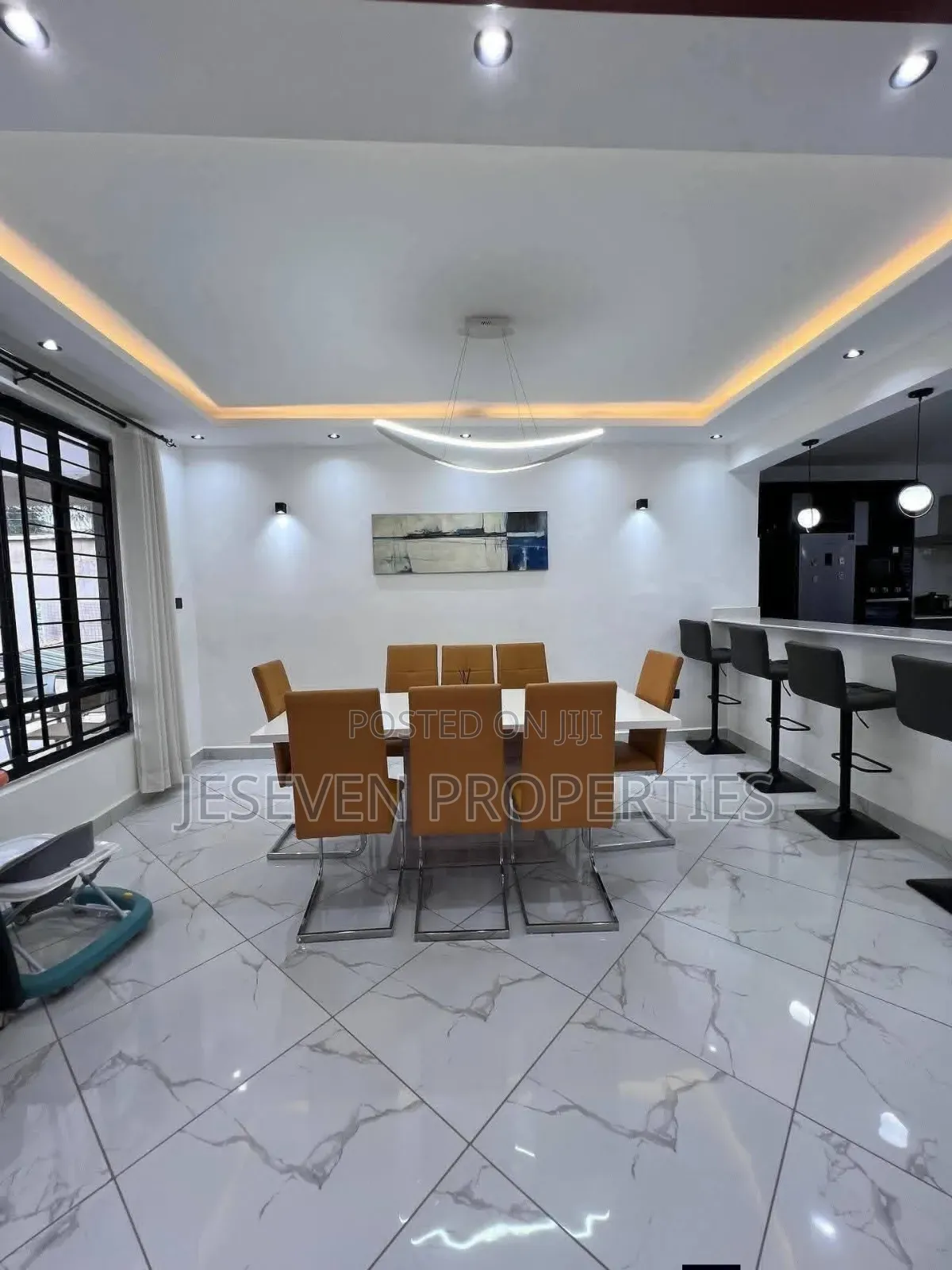 5bdrm Mansion in Katani Road for sale
