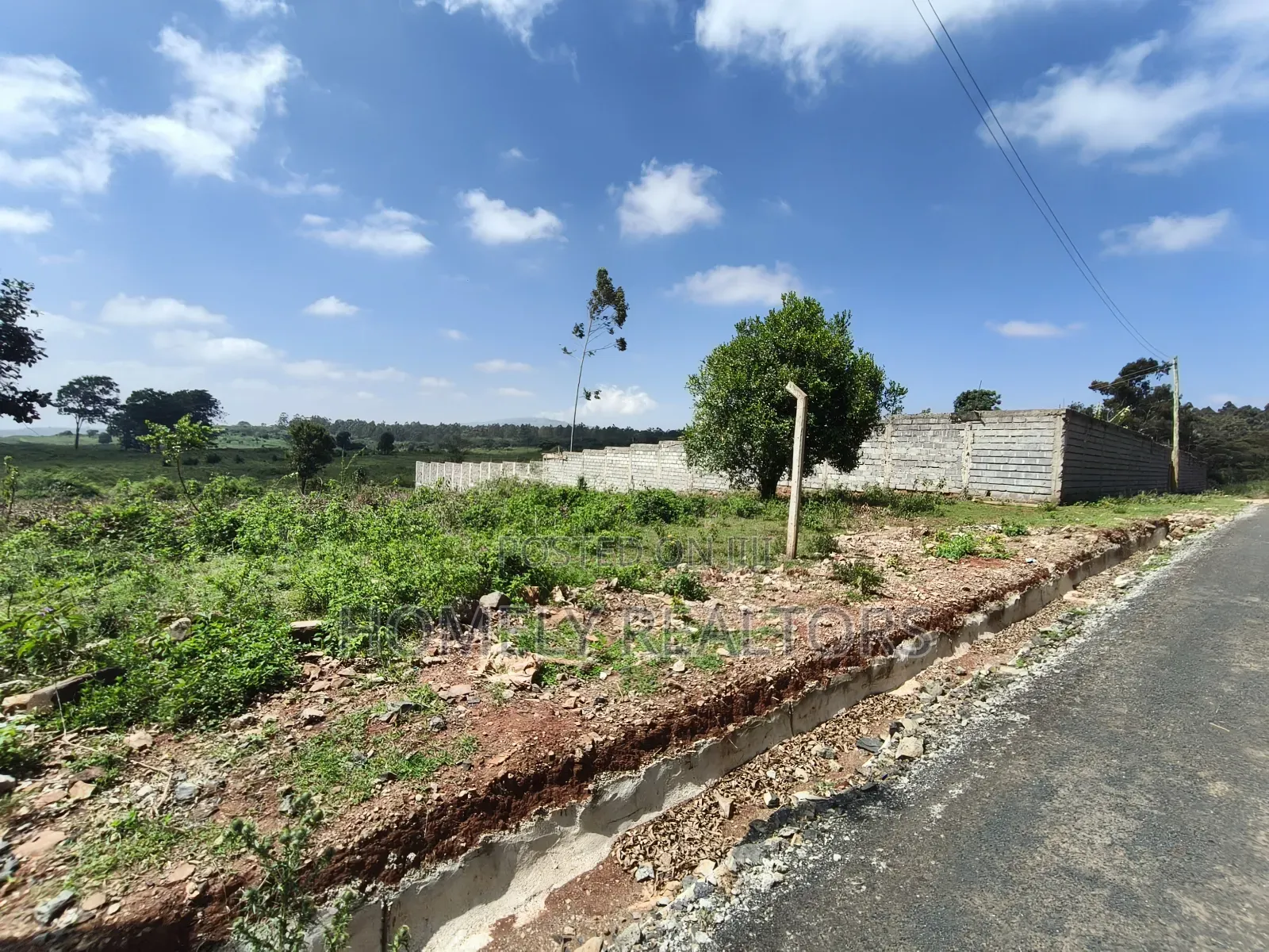 Residential Quarter Acre Red Soil Plot for Sale in Kerarapon Drive