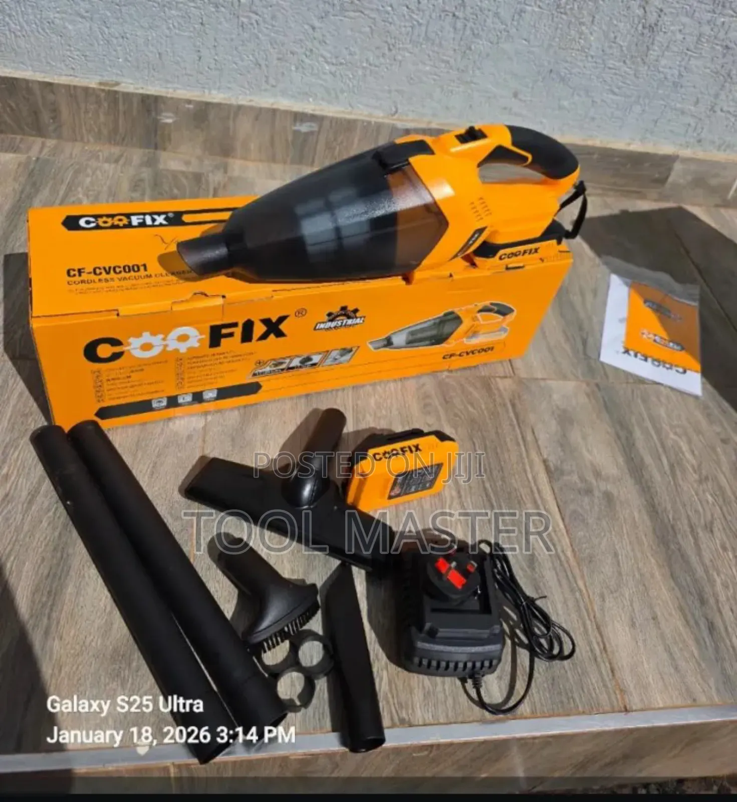 Coofix Rechargeable Vacuum Cleaner/ Portable Vacuum Cleaner