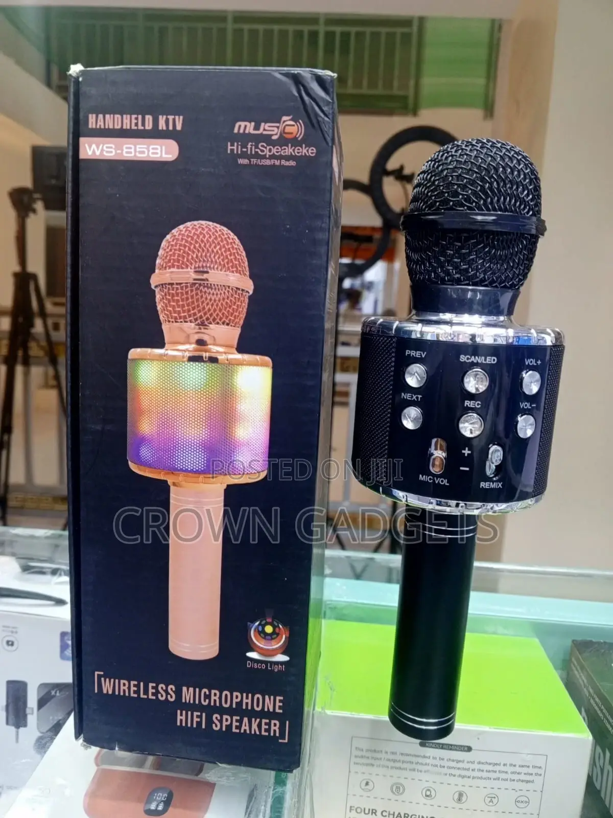 Handheld Ws-858l Bluetooth Microphone for Karaoke Recording