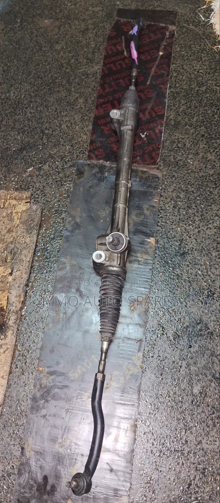 Toyota Vellfire Steering Rack