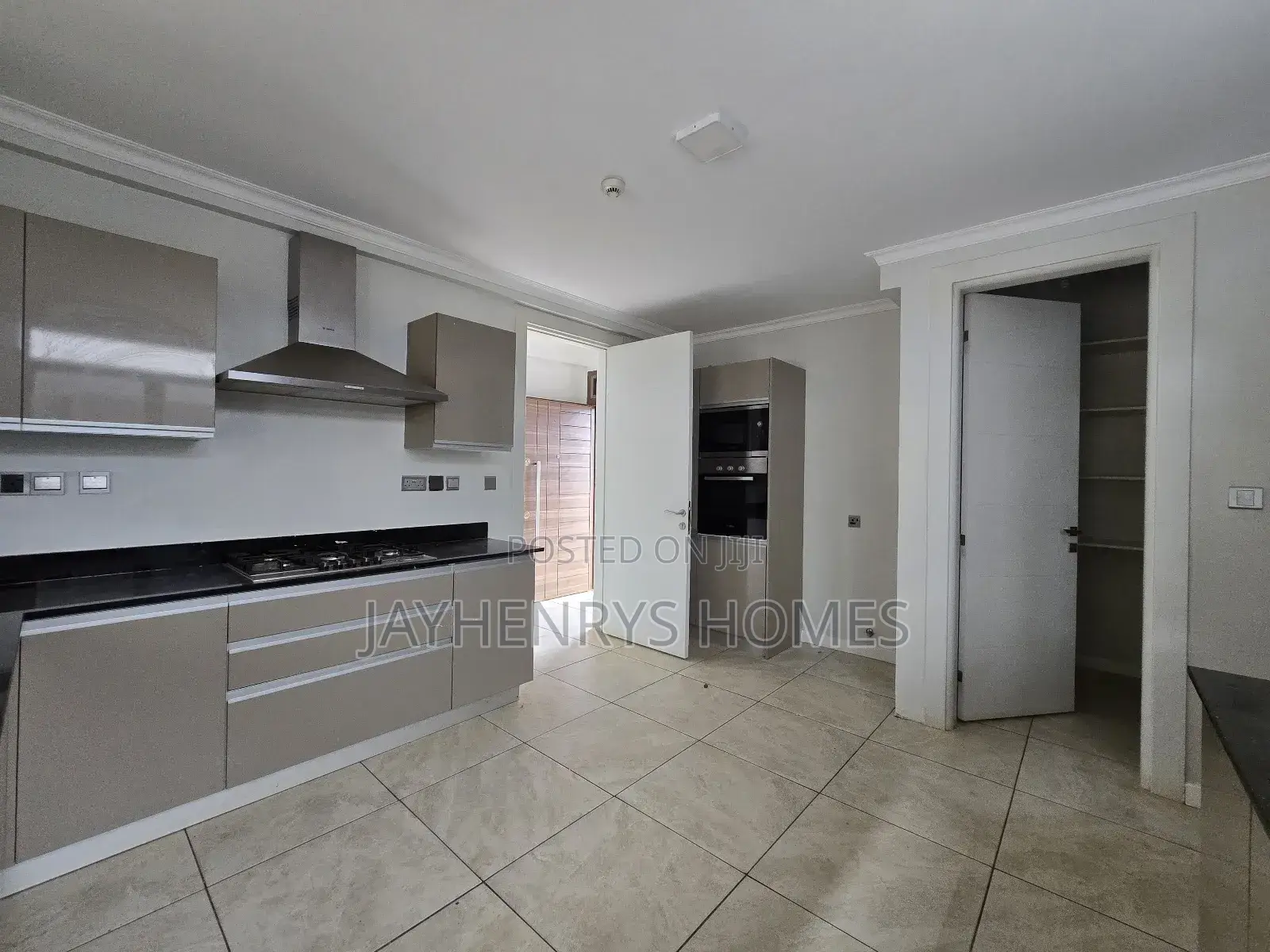 4bdrm House in Runda Paradise, Thindigua/Kasarini for rent