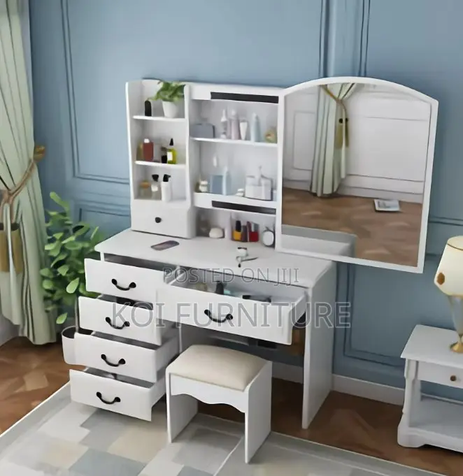 Vanity Set : Modern Vanity Dressing Table With Led Lighting