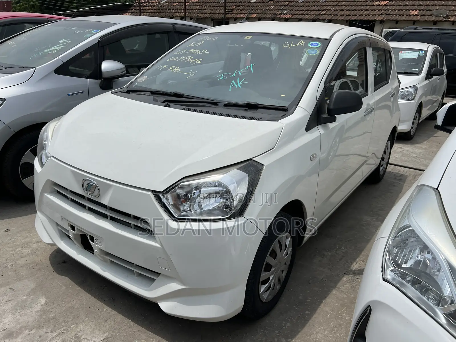 Daihatsu Mira 2019 White