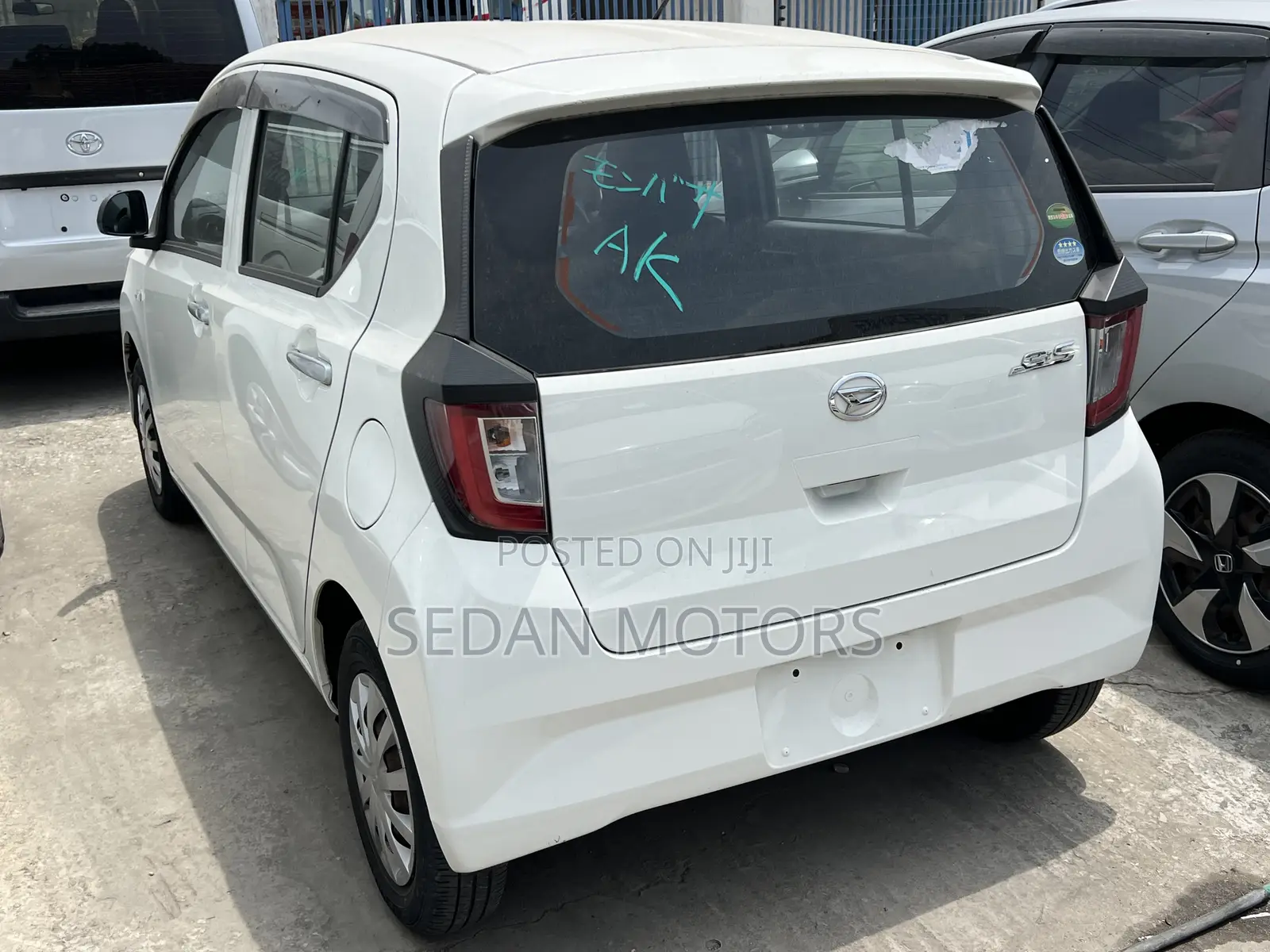 Daihatsu Mira 2019 White