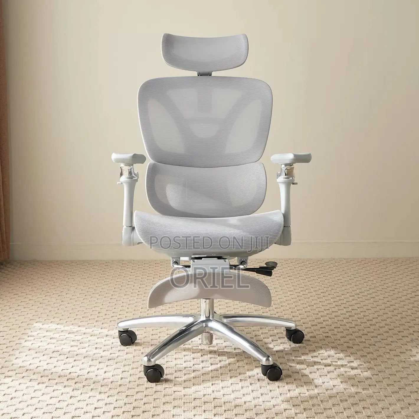Modern Office Chair : Executive Orthopedic White Office Seat