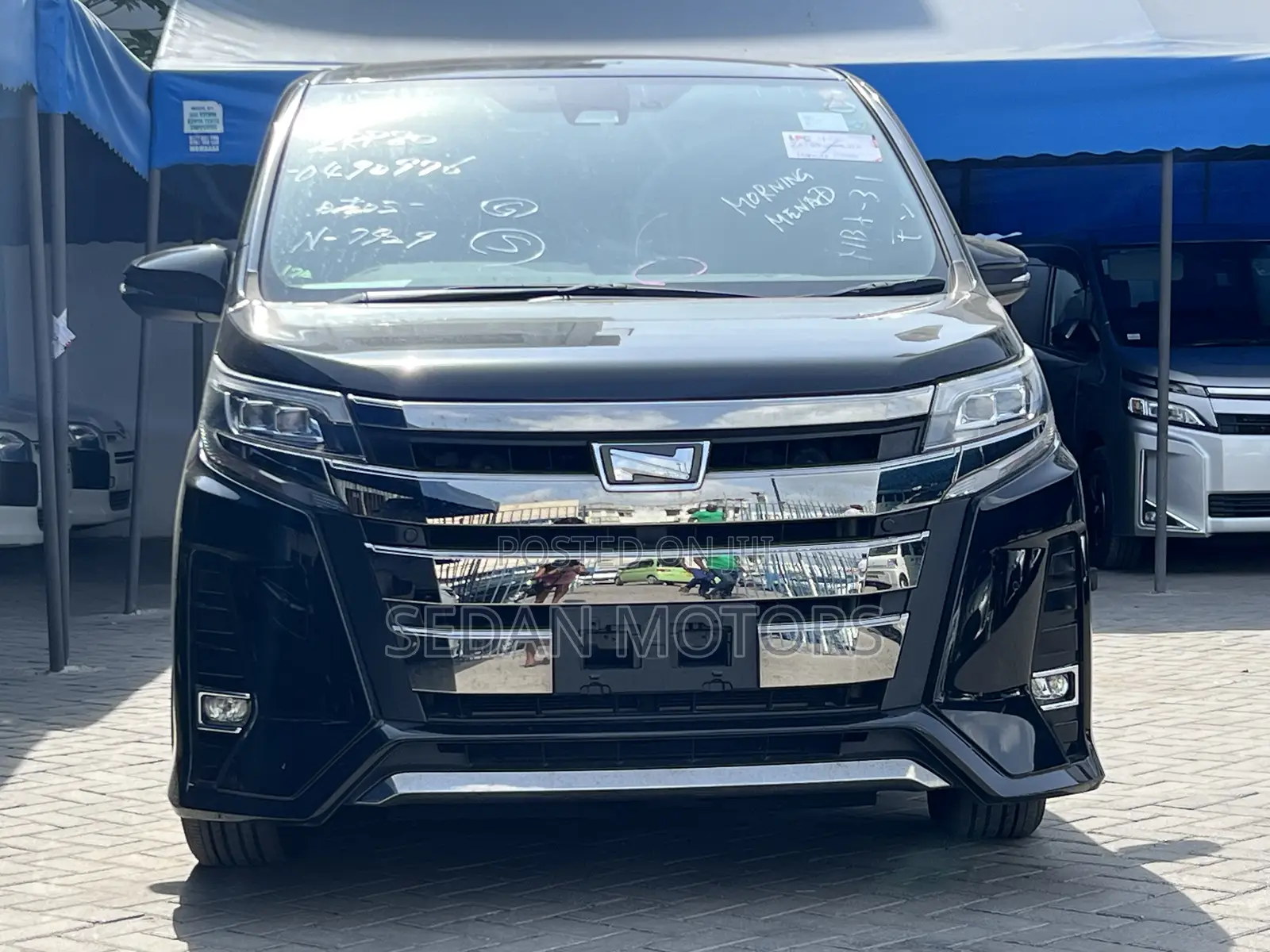Toyota Noah 2019 Matt Black