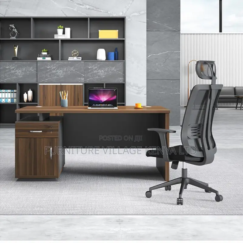 Office Desk; 1.4 Meter Executive Office Desk With Drawers