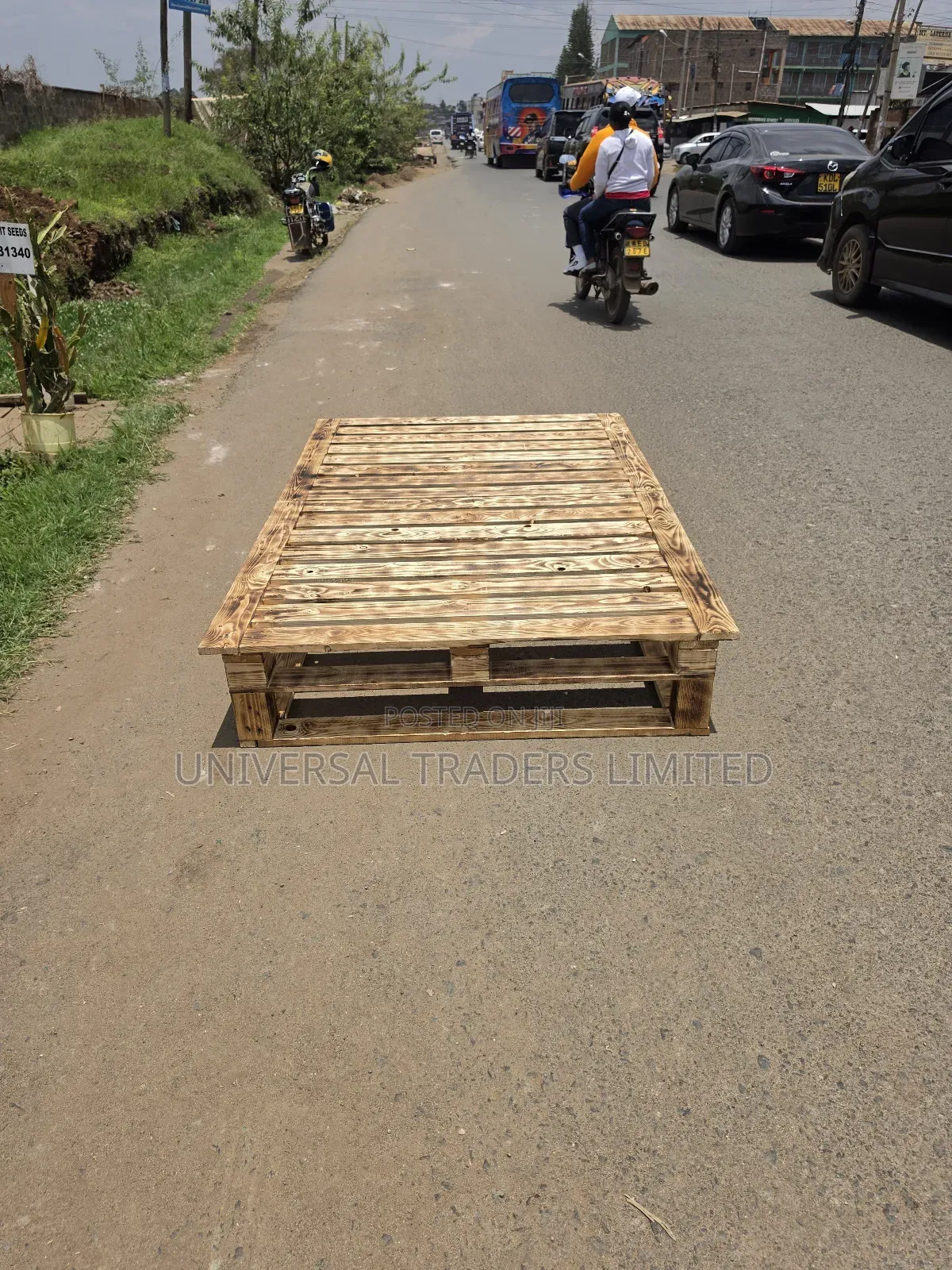 4ft*6ft Detachable Blazed Pallet Bed . Sr01