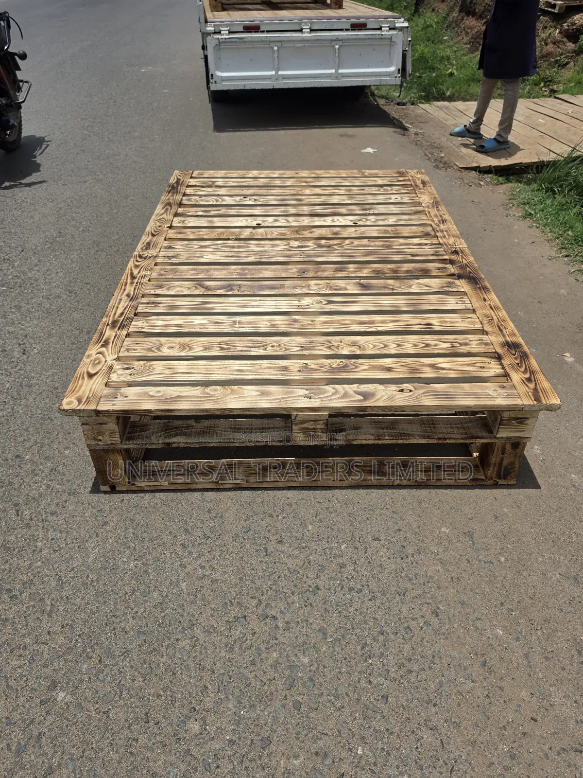 4ft By 6ft Rustic Pallet Bed-solid Pine Wood. Sr03