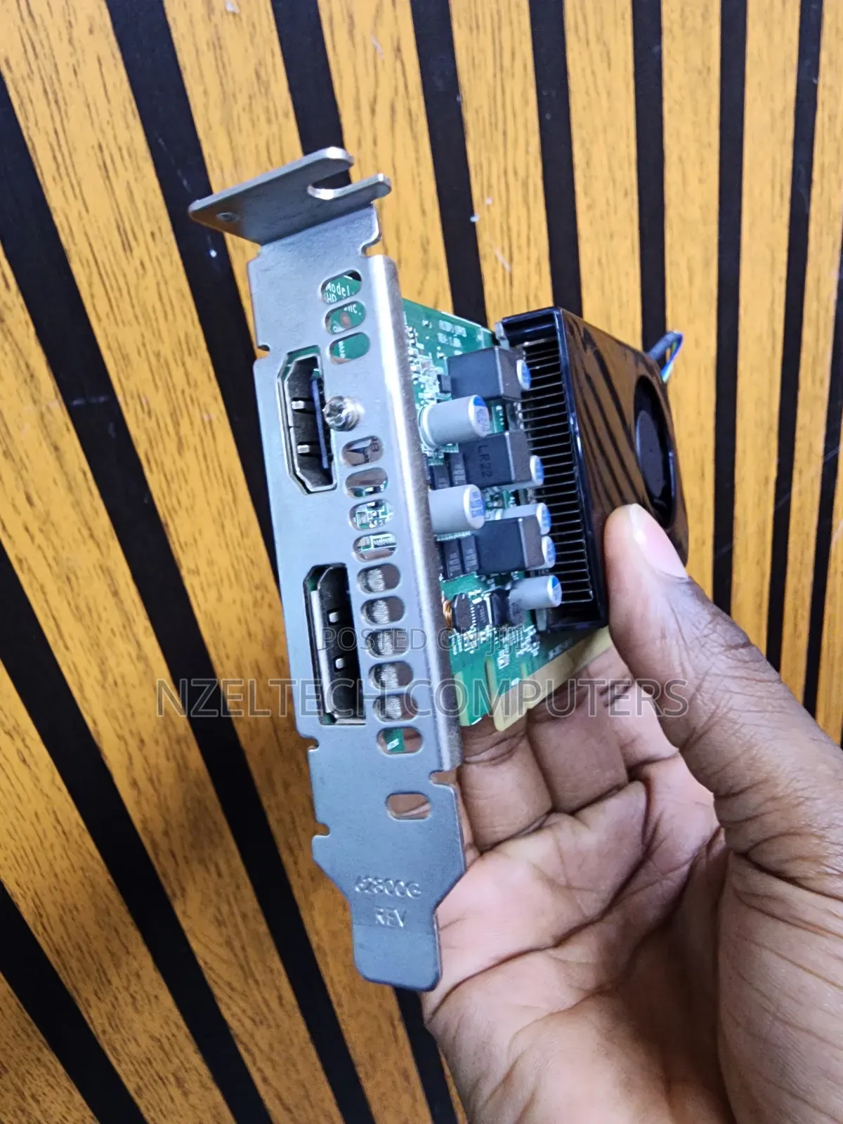 Amd Graphics Card 4gb R550,Display Port Hdmi