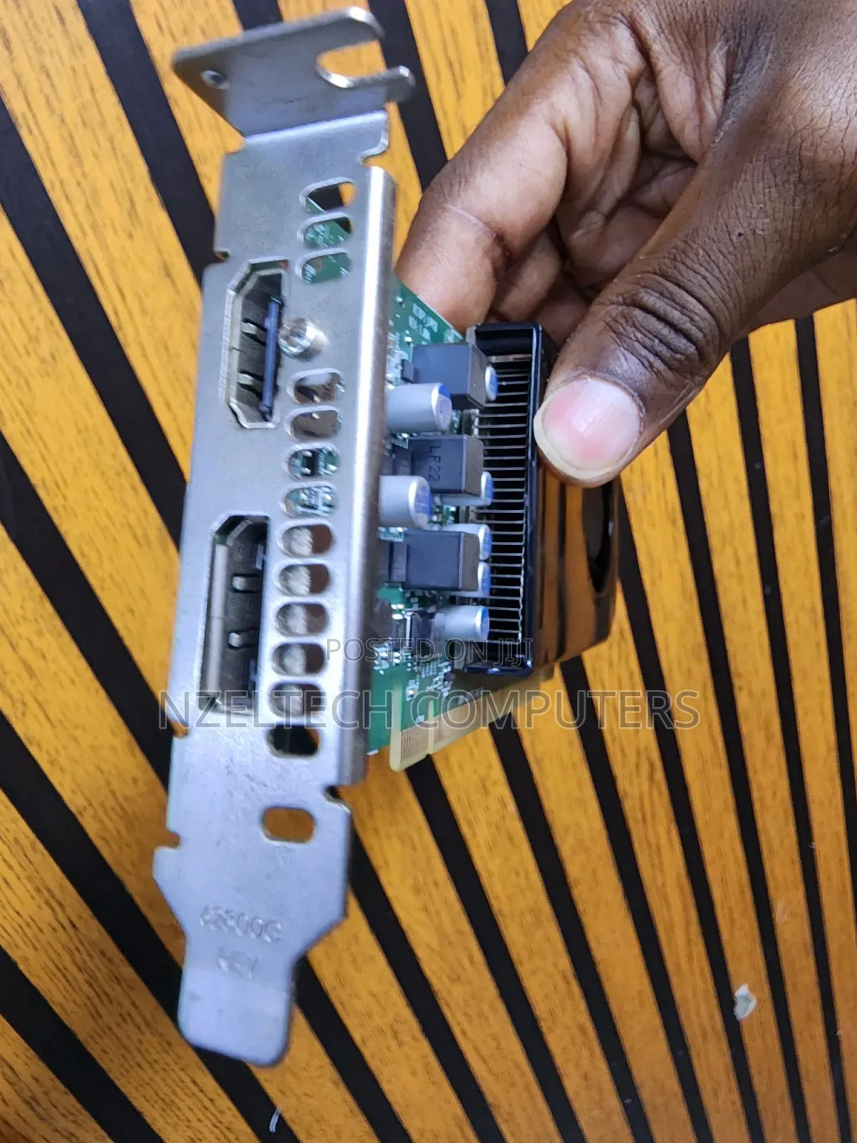 Amd Graphics Card 4gb R550,Display Port Hdmi
