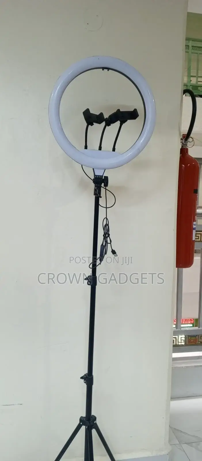 Qx360 14” Ring Light 360° Phone Holder for Streaming