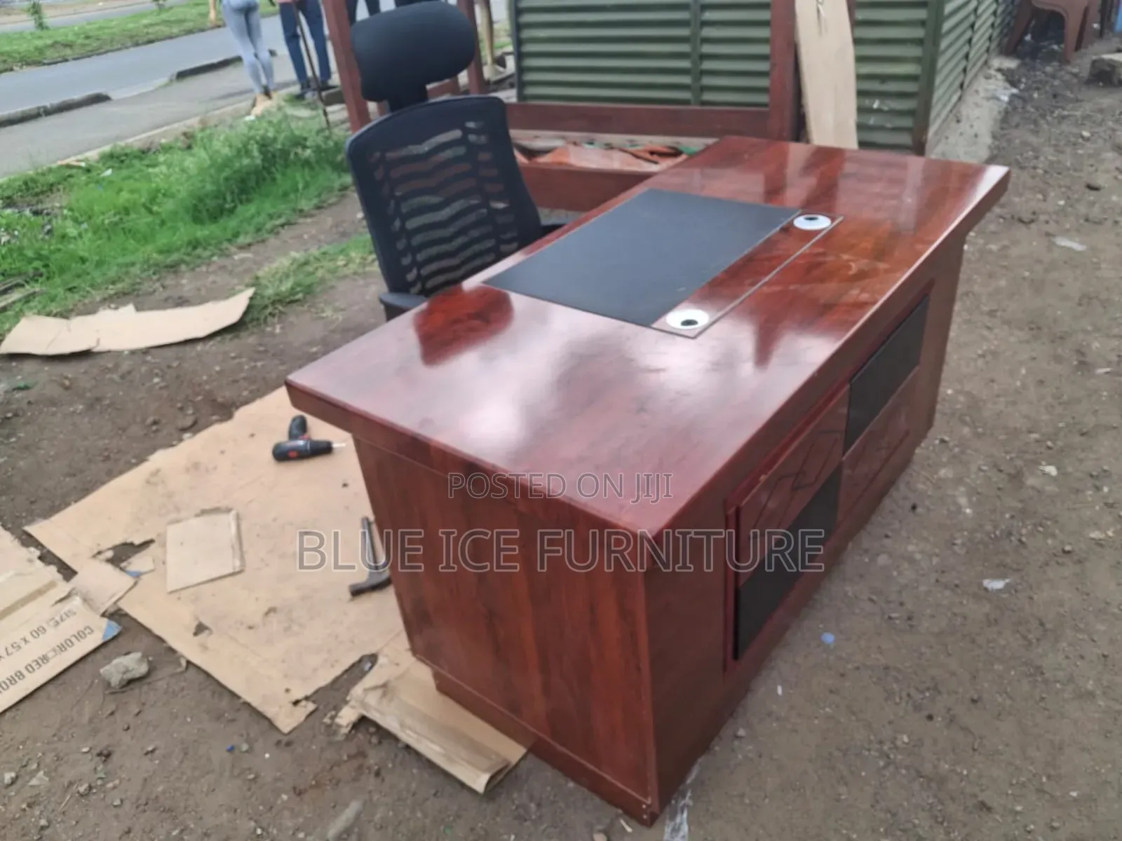 Comfort Executive Desk With High Back Desk