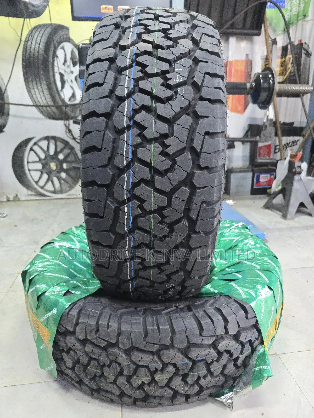 235/55r18 Roadcruza All Terrain Tire