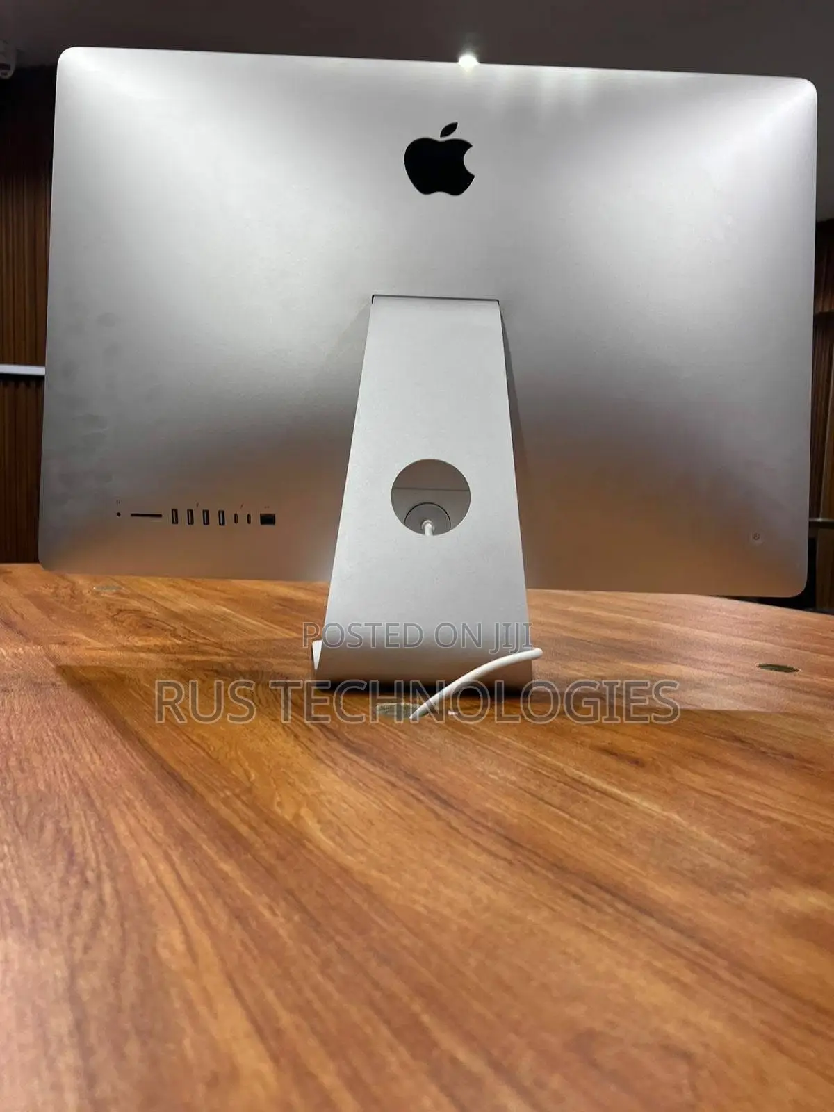 Desktop Computer Apple iMac 8GB Intel Core i5 HDD 1T