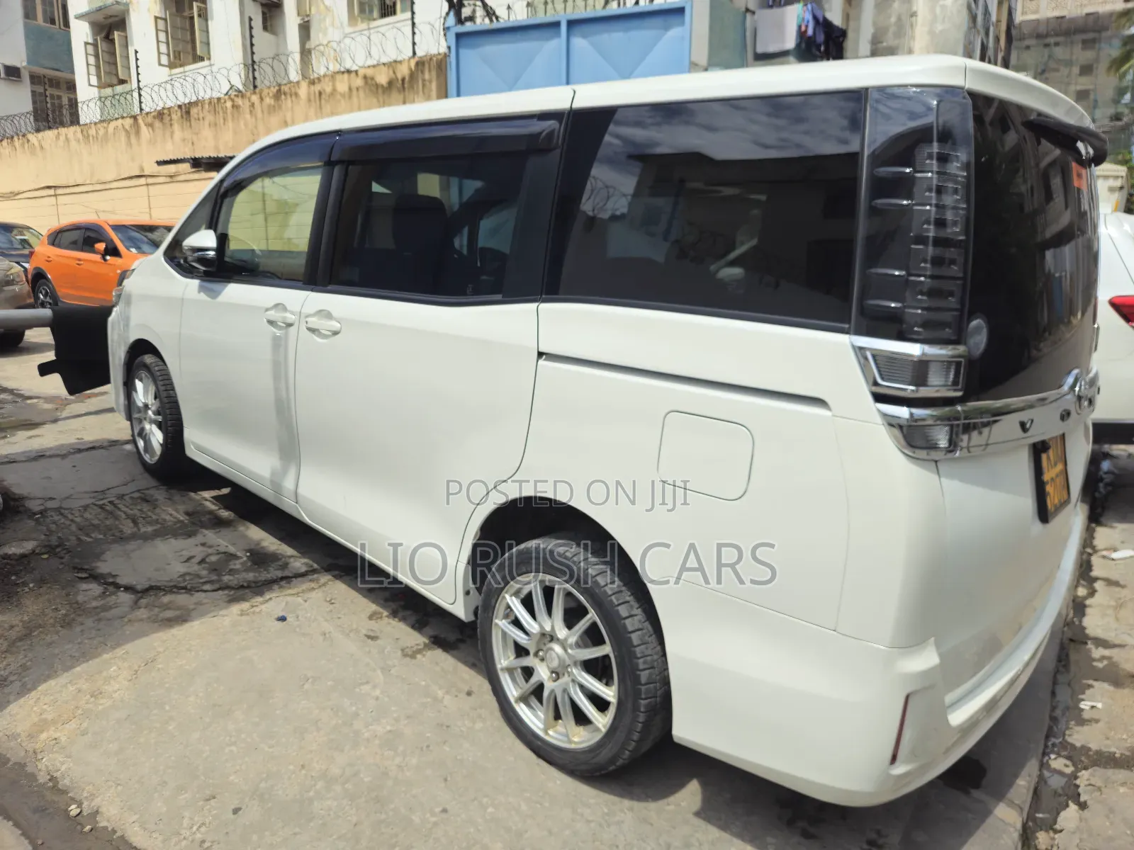 Toyota Voxy 2018 White