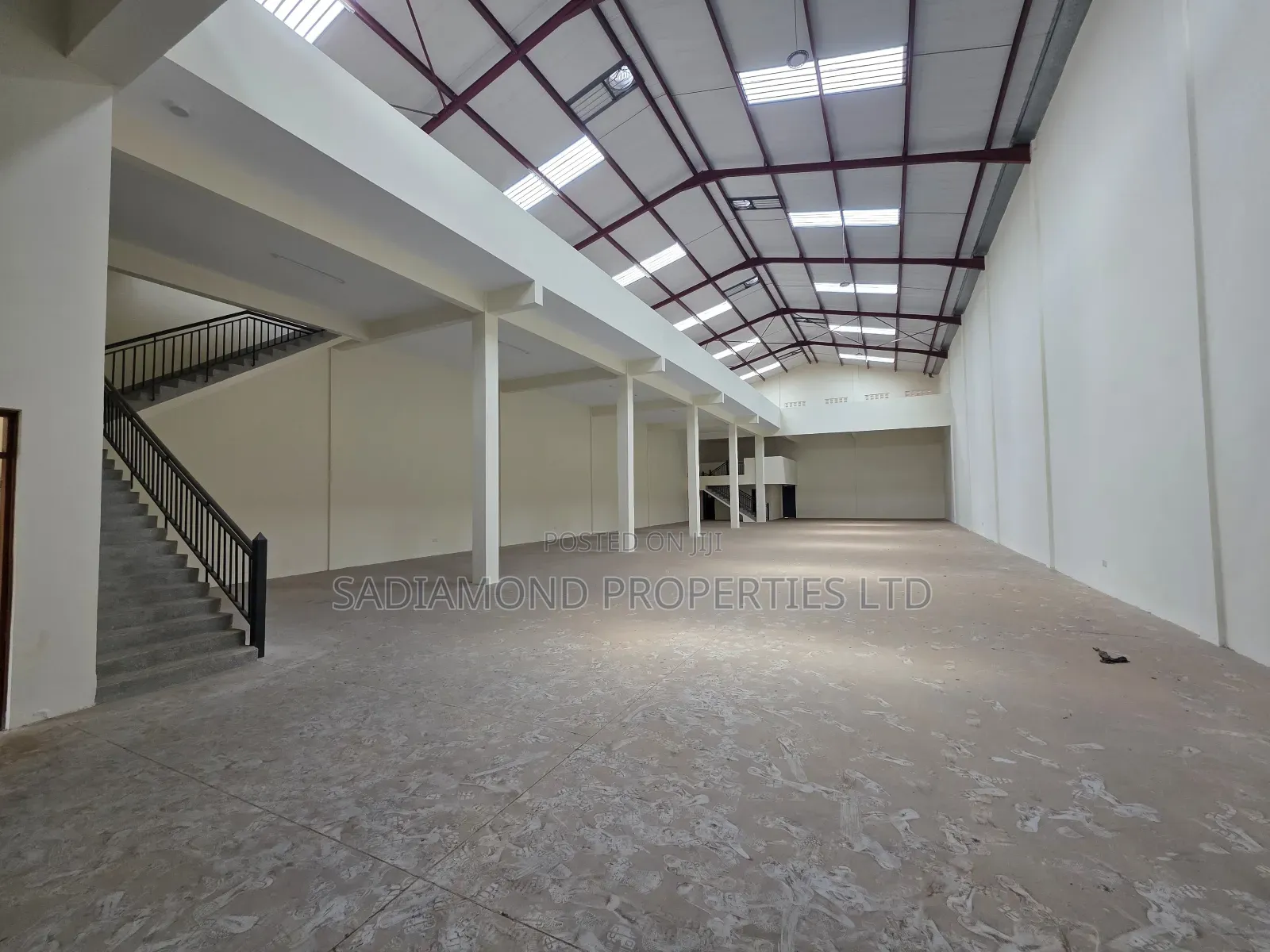 Godown/Warehouse for Rent in Babadogo