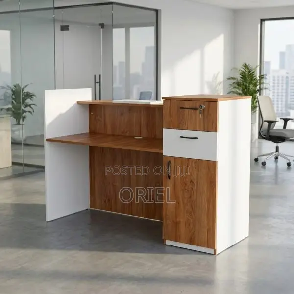 Office Desk : 1.6m Custom Reception Counter Welcoming Office Desk