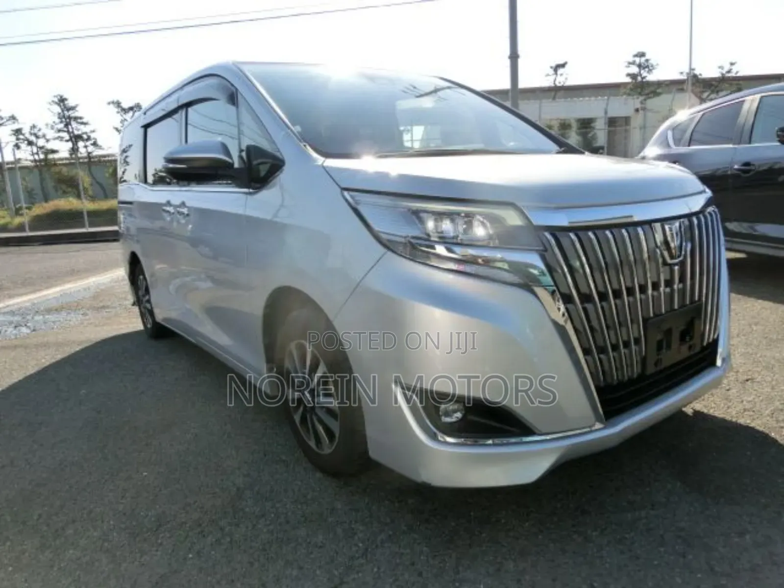 Toyota Esquire 2019 Gray